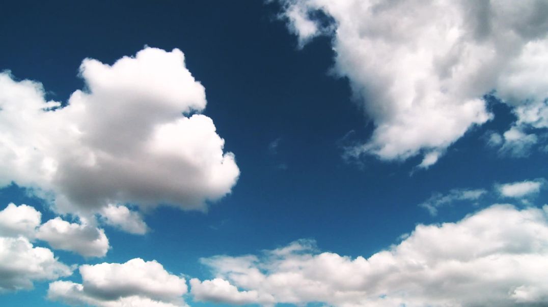 Видеофон футаж синее небо с облаками | Videophone footage blue sky with clouds
